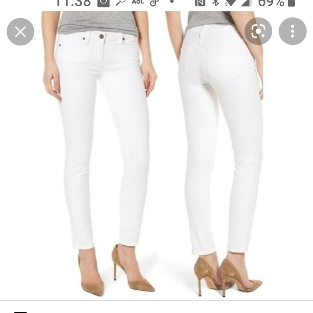 PAIGE SKYLINE White JEANS Nwot